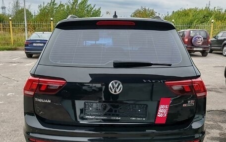 Volkswagen Tiguan II, 2017 год, 1 749 000 рублей, 6 фотография