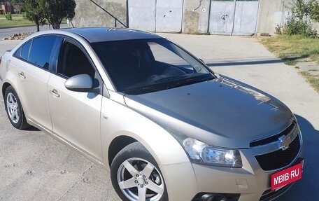 Chevrolet Cruze II, 2010 год, 560 000 рублей, 1 фотография