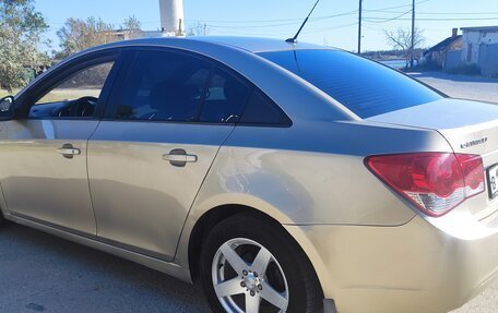 Chevrolet Cruze II, 2010 год, 560 000 рублей, 25 фотография