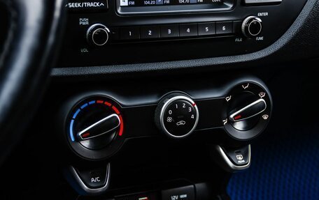 KIA Rio IV, 2018 год, 1 250 000 рублей, 20 фотография