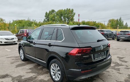 Volkswagen Tiguan II, 2017 год, 1 999 000 рублей, 4 фотография