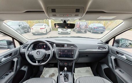 Volkswagen Tiguan II, 2017 год, 1 999 000 рублей, 8 фотография