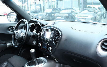 Nissan Juke II, 2011 год, 725 000 рублей, 11 фотография