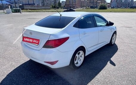 Hyundai Solaris II рестайлинг, 2016 год, 930 000 рублей, 3 фотография