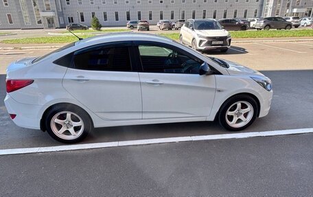 Hyundai Solaris II рестайлинг, 2016 год, 930 000 рублей, 8 фотография