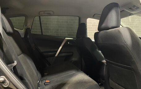 Toyota RAV4, 2018 год, 2 170 000 рублей, 8 фотография