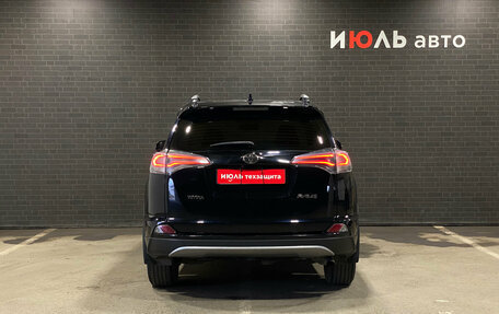 Toyota RAV4, 2018 год, 2 170 000 рублей, 6 фотография