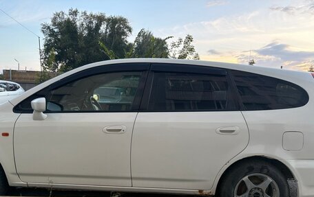 Honda Stream I рестайлинг, 2001 год, 600 000 рублей, 3 фотография