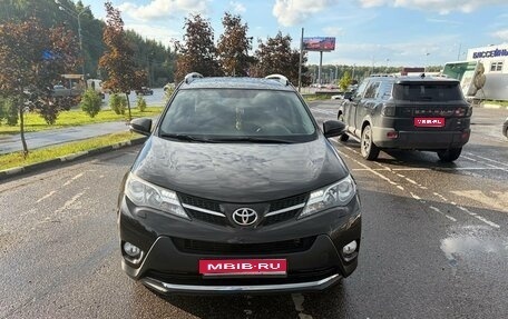 Toyota RAV4, 2015 год, 2 370 000 рублей, 1 фотография