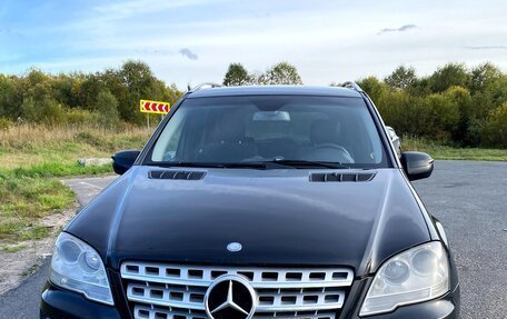 Mercedes-Benz M-Класс, 2009 год, 1 650 000 рублей, 1 фотография