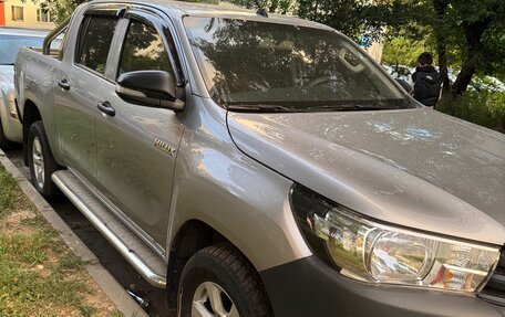 Toyota Hilux VIII, 2015 год, 3 150 000 рублей, 7 фотография