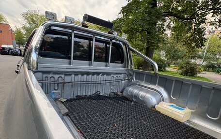 Toyota Hilux VIII, 2015 год, 3 150 000 рублей, 8 фотография