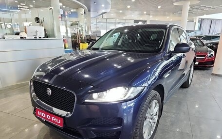 Jaguar F-Pace, 2017 год, 2 700 000 рублей, 1 фотография