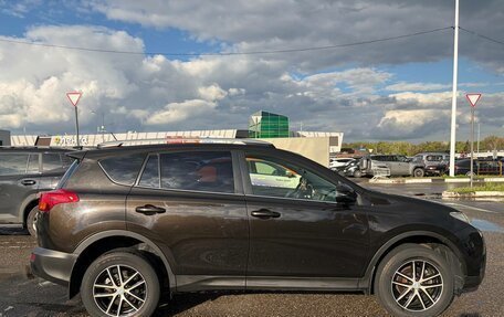 Toyota RAV4, 2015 год, 2 370 000 рублей, 3 фотография