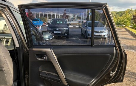 Toyota RAV4, 2015 год, 2 370 000 рублей, 7 фотография