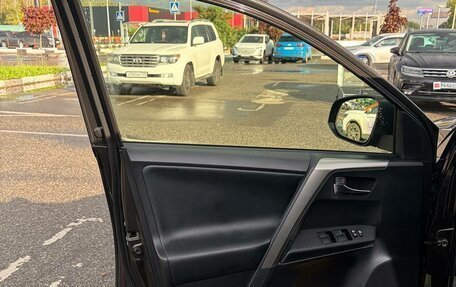 Toyota RAV4, 2015 год, 2 370 000 рублей, 5 фотография