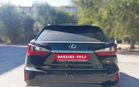 Lexus RX IV рестайлинг, 2018 год, 5 500 000 рублей, 4 фотография