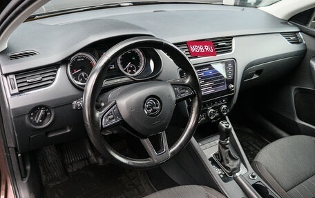 Skoda Octavia, 2017 год, 2 330 000 рублей, 12 фотография