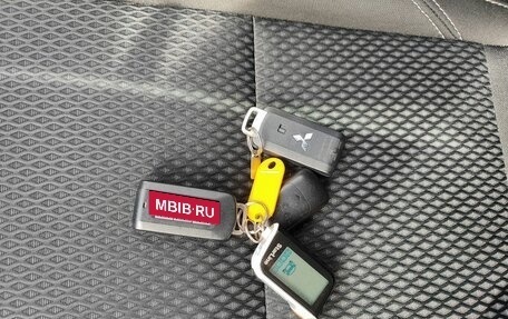 Mitsubishi Outlander III рестайлинг 3, 2019 год, 2 249 000 рублей, 17 фотография