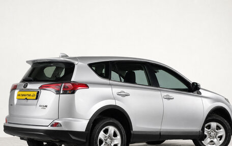 Toyota RAV4, 2018 год, 2 249 000 рублей, 7 фотография
