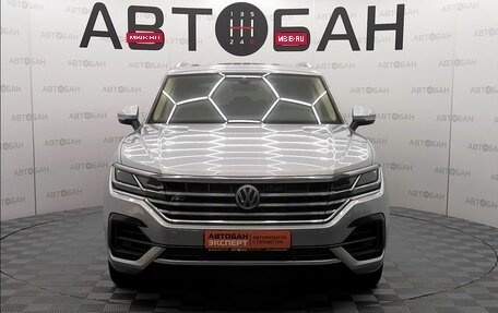 Volkswagen Touareg III, 2019 год, 3 600 000 рублей, 2 фотография
