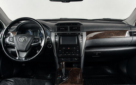 Toyota Camry, 2015 год, 1 879 000 рублей, 11 фотография