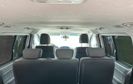 Hyundai H-1 II рестайлинг, 2016 год, 1 780 000 рублей, 24 фотография