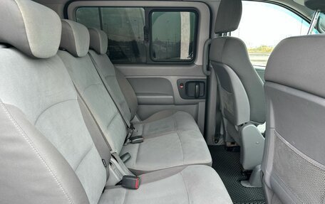 Hyundai H-1 II рестайлинг, 2016 год, 1 780 000 рублей, 27 фотография