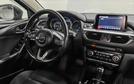 Mazda 6, 2018 год, 1 800 000 рублей, 13 фотография