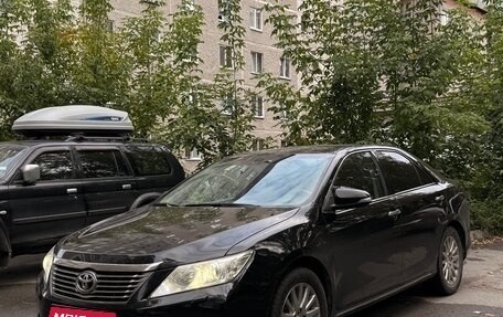 Toyota Camry, 2013 год, 1 200 000 рублей, 2 фотография