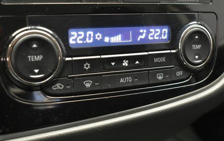Mitsubishi Outlander III рестайлинг 3, 2014 год, 1 277 000 рублей, 15 фотография