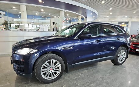 Jaguar F-Pace, 2017 год, 2 700 000 рублей, 3 фотография