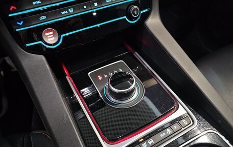 Jaguar F-Pace, 2017 год, 2 700 000 рублей, 16 фотография