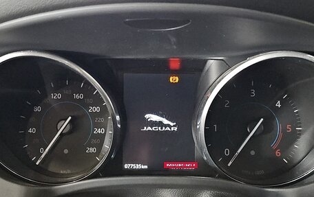 Jaguar F-Pace, 2017 год, 2 700 000 рублей, 17 фотография