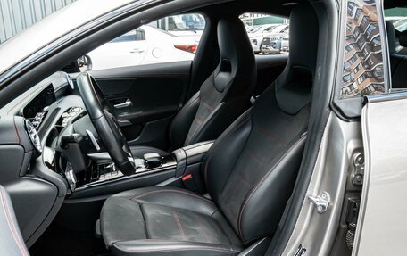 Mercedes-Benz CLA, 2019 год, 2 890 000 рублей, 10 фотография