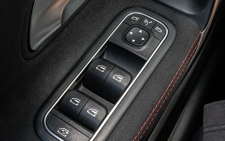 Mercedes-Benz CLA, 2019 год, 2 890 000 рублей, 23 фотография