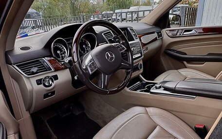 Mercedes-Benz M-Класс, 2014 год, 3 650 000 рублей, 4 фотография