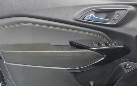 Chevrolet Trax, 2023 год, 2 130 000 рублей, 8 фотография