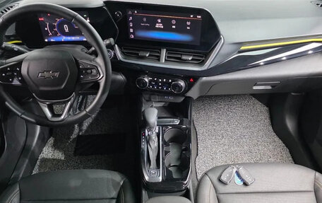 Chevrolet Trax, 2023 год, 2 130 000 рублей, 6 фотография