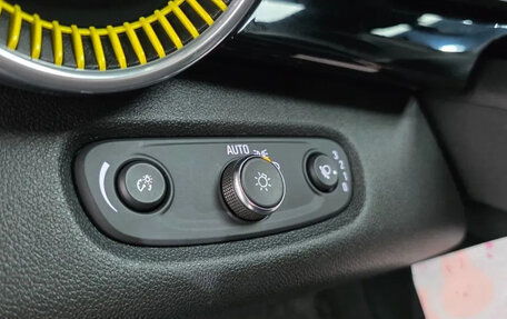 Chevrolet Trax, 2023 год, 2 130 000 рублей, 11 фотография