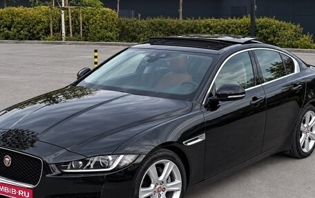 Jaguar XE I рестайлинг, 2016 год, 2 700 000 рублей, 2 фотография