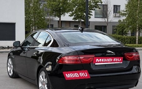 Jaguar XE I рестайлинг, 2016 год, 2 700 000 рублей, 4 фотография