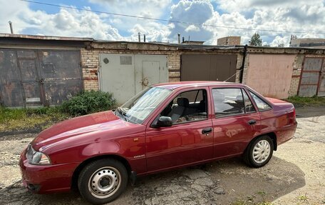 Daewoo Nexia I рестайлинг, 2010 год, 1 000 000 рублей, 4 фотография