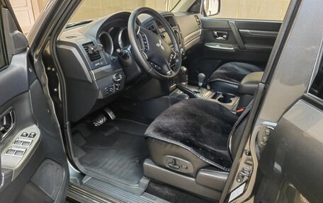 Mitsubishi Pajero IV, 2013 год, 2 500 000 рублей, 37 фотография