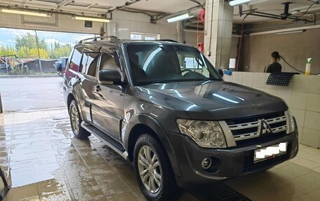 Mitsubishi Pajero IV, 2013 год, 2 500 000 рублей, 38 фотография