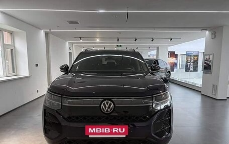 Volkswagen Teramont, 2025 год, 5 500 000 рублей, 4 фотография