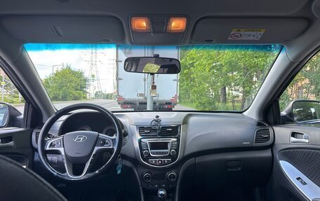 Hyundai Solaris II рестайлинг, 2014 год, 800 000 рублей, 4 фотография