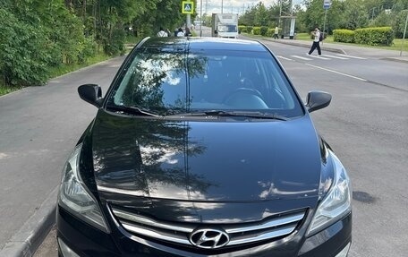Hyundai Solaris II рестайлинг, 2014 год, 800 000 рублей, 17 фотография