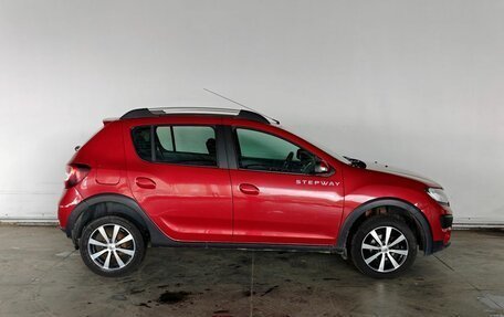 Renault Sandero II рестайлинг, 2014 год, 785 000 рублей, 8 фотография
