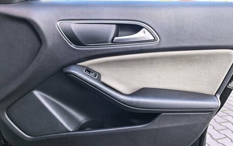 Mercedes-Benz A-Класс, 2015 год, 1 499 000 рублей, 13 фотография